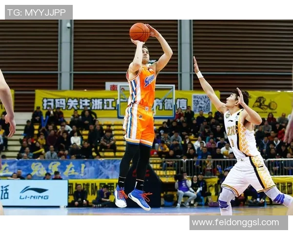 吴前的篮球之路：从青涩少年到CBA明星的成长故事与奋斗历程